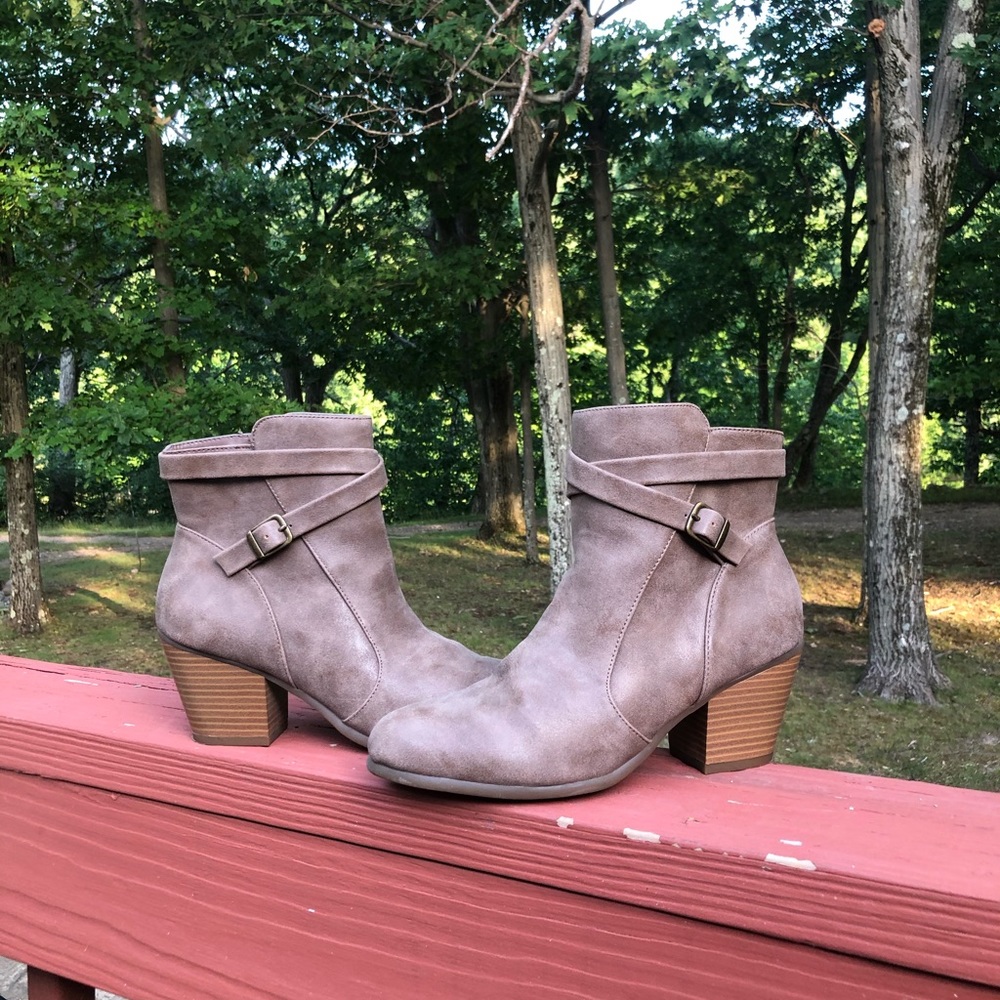 A2 by Aerosoles Booties